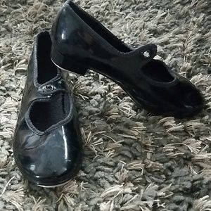 Toddler tap shoes